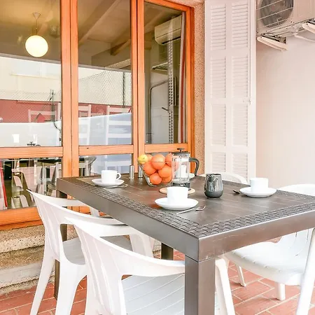 Apartament Ciutat Jardi Apartment *